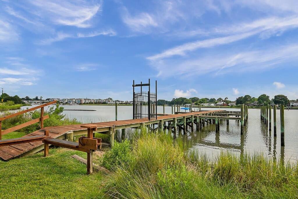 Appartamento Relaxing On The Bay Norfolk Esterno foto